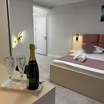 Mavcity Boutique 招待所 3*